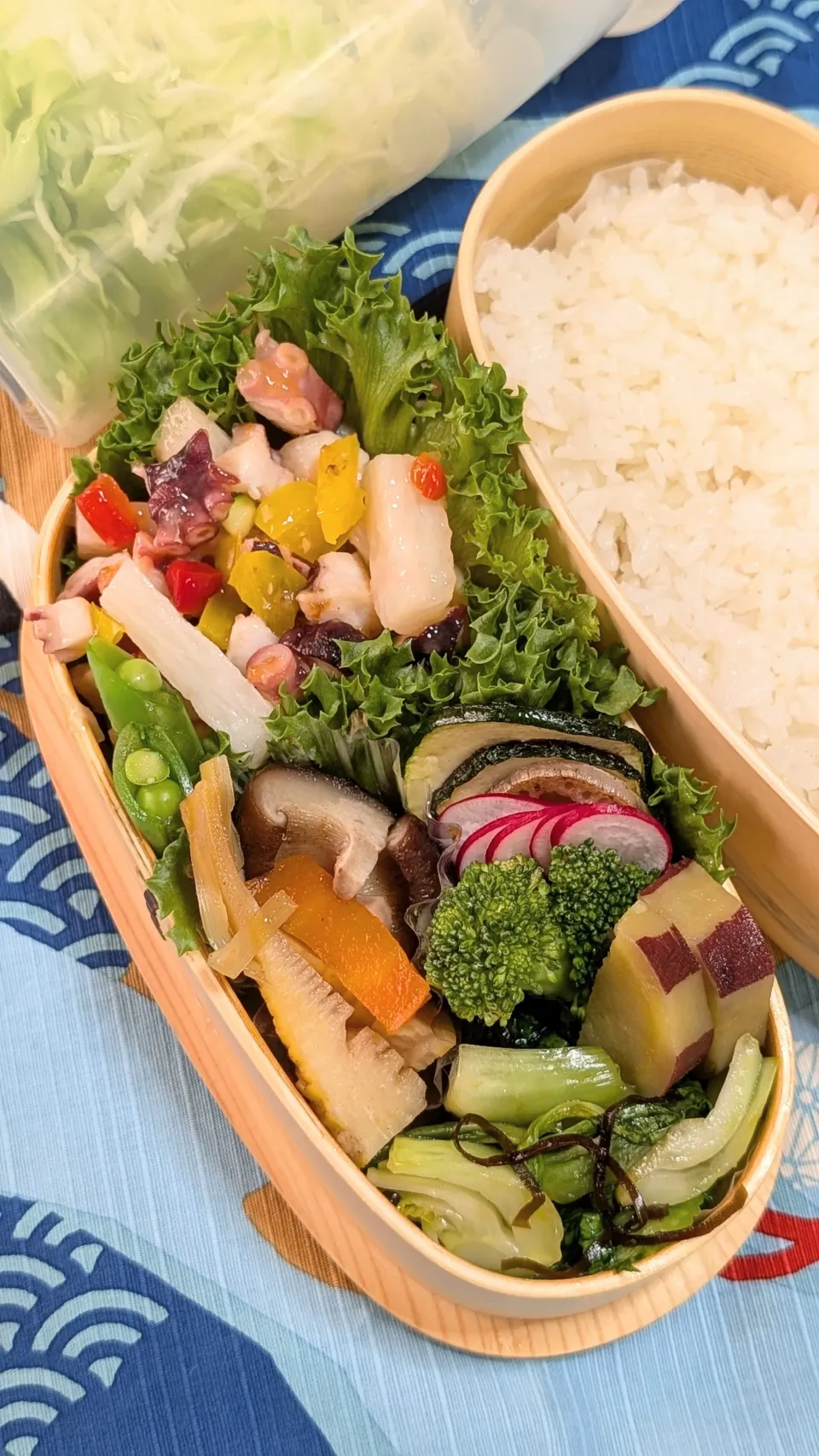 本日のお弁当〜たこと長芋とパプリカの在庫消費弁当|f.1125beさん