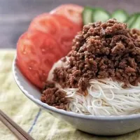 冷製ガーリックトマトそうめん|ヤマサ醤油公式アカウントさん