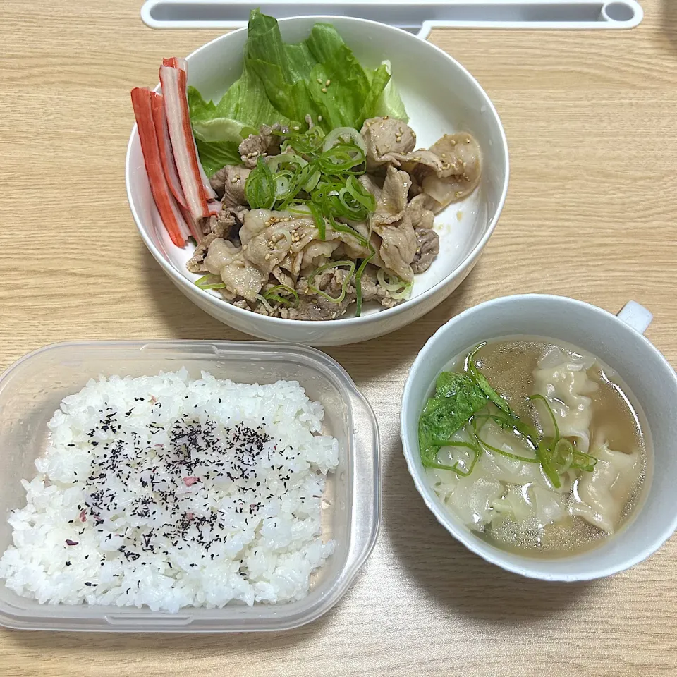 スタミナポン酢和え、ワンタンスープ(夜)|＾＾さん