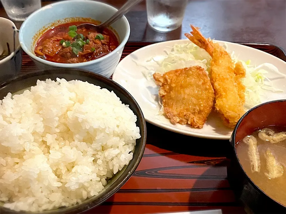 牛すじ煮込み定食|ももみさん