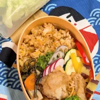 本日のお弁当〜から揚げと炒飯弁当|f.1125beさん