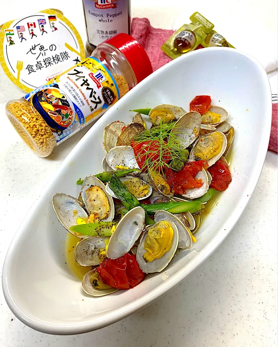あさりとトマトとアスパラのワイン蒸し〜サフラン風味〜|sakurakoさん