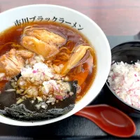 チャーシューメン＋薬味増🍜|toshi,I🍴さん