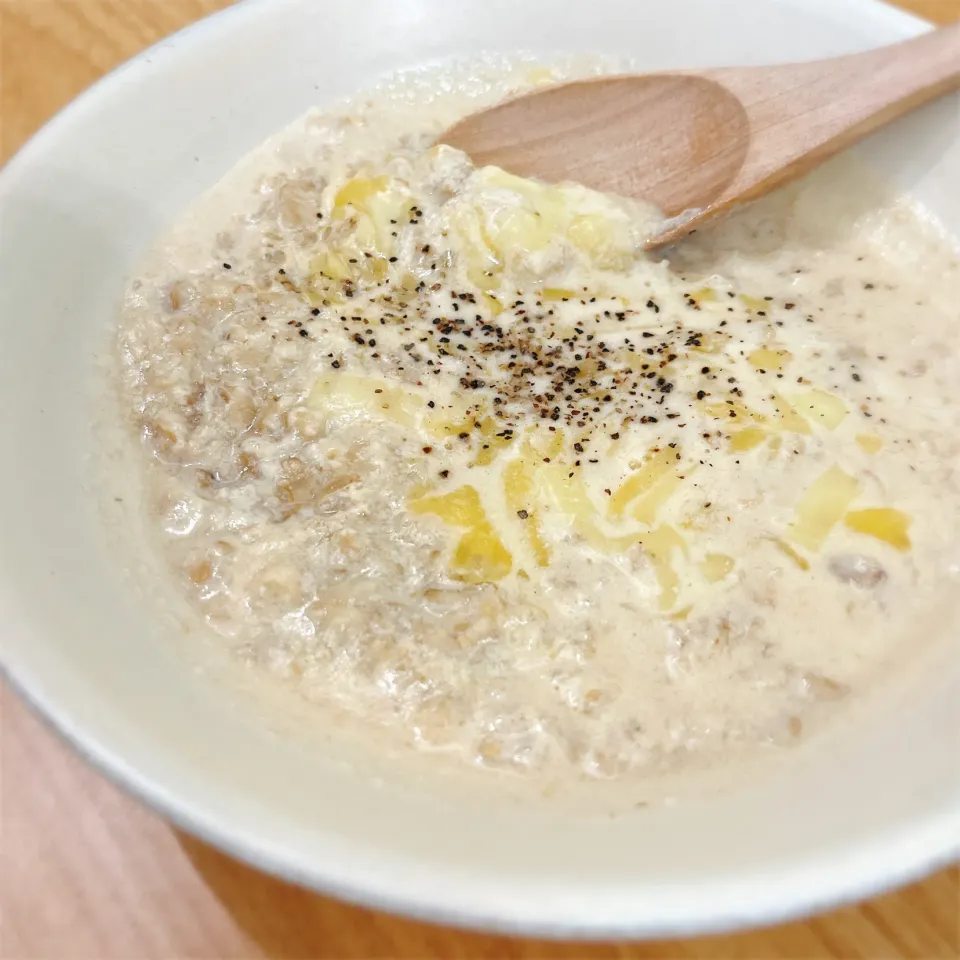 洗い物なし！レンジで味噌豆乳チーズリゾット|かわうそcookingさん