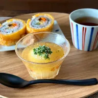 新玉ねぎの丸ごとスープ