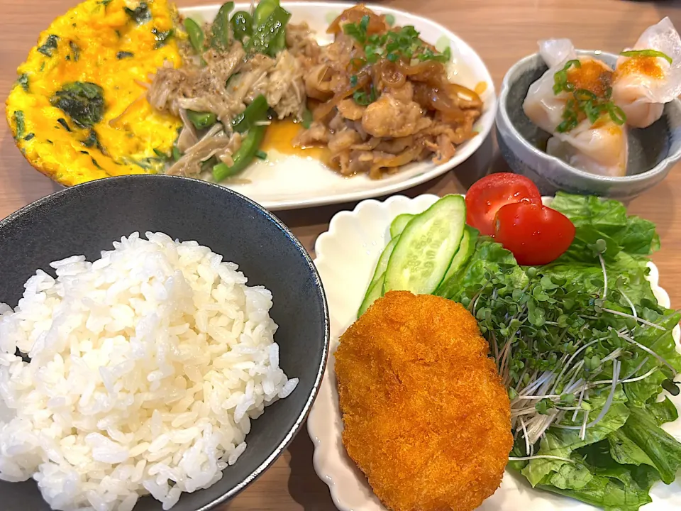 生姜焼きメインの夕飯|yukopunさん