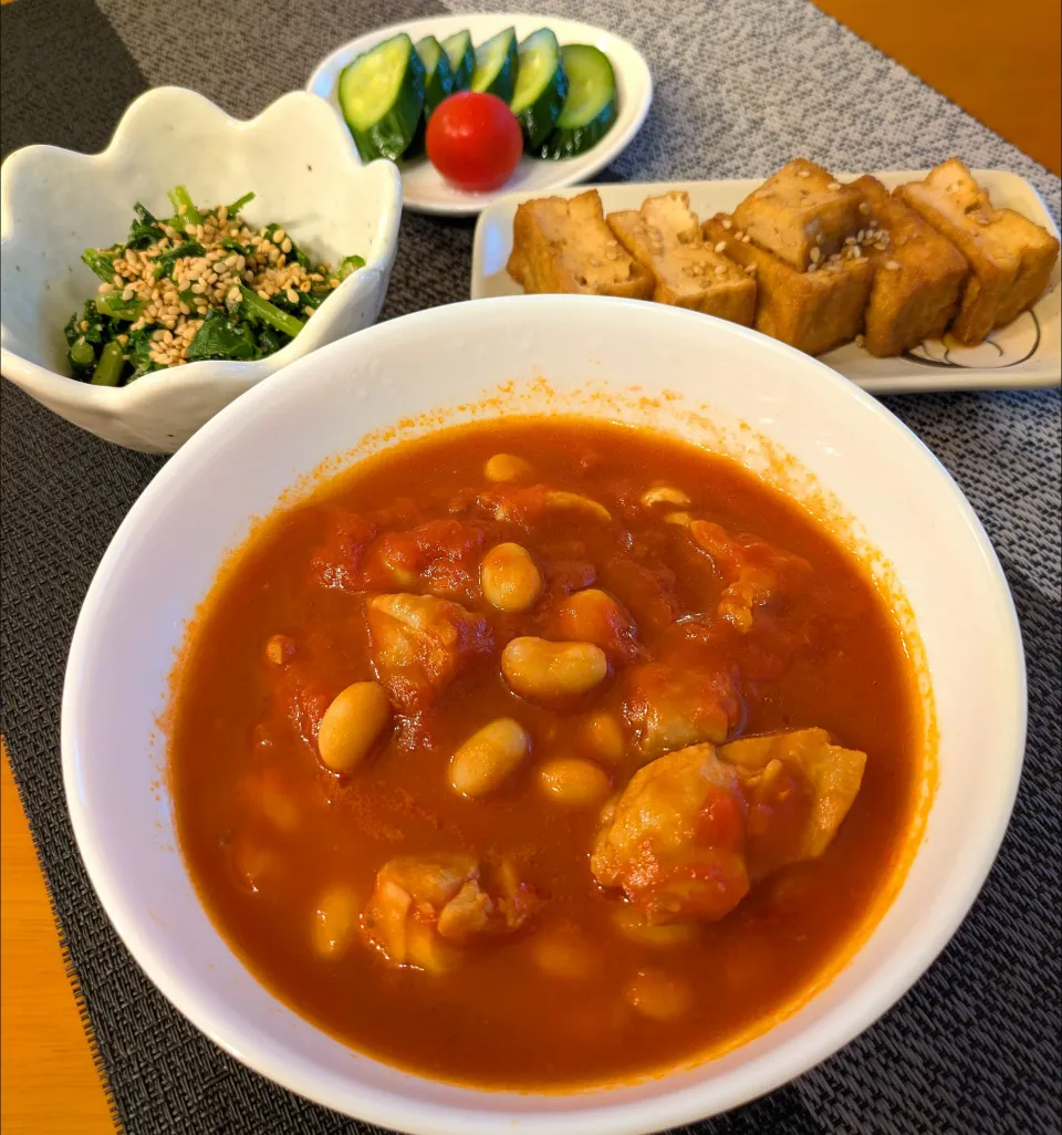 ☆鶏モモ肉と大豆のトマト煮込み　☆厚揚げ照り焼き　☆ごま和え　☆浅漬け|chikakoさん