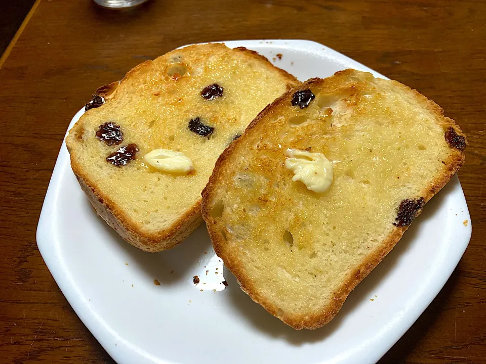 ぶどうパン|はっちぃさん