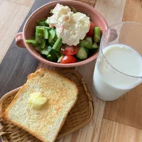 朝ごはん|ポンポンダリアさん