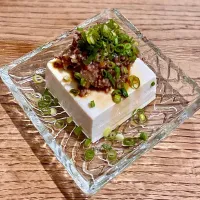 「我家風 力士みそ豆腐」
挽肉、赤味噌、ニンニク、生姜
ごま油de我家風の力士みそ(^^)
常備菜と味噌汁を添えて昼ごはん|ばくあんしゃさん