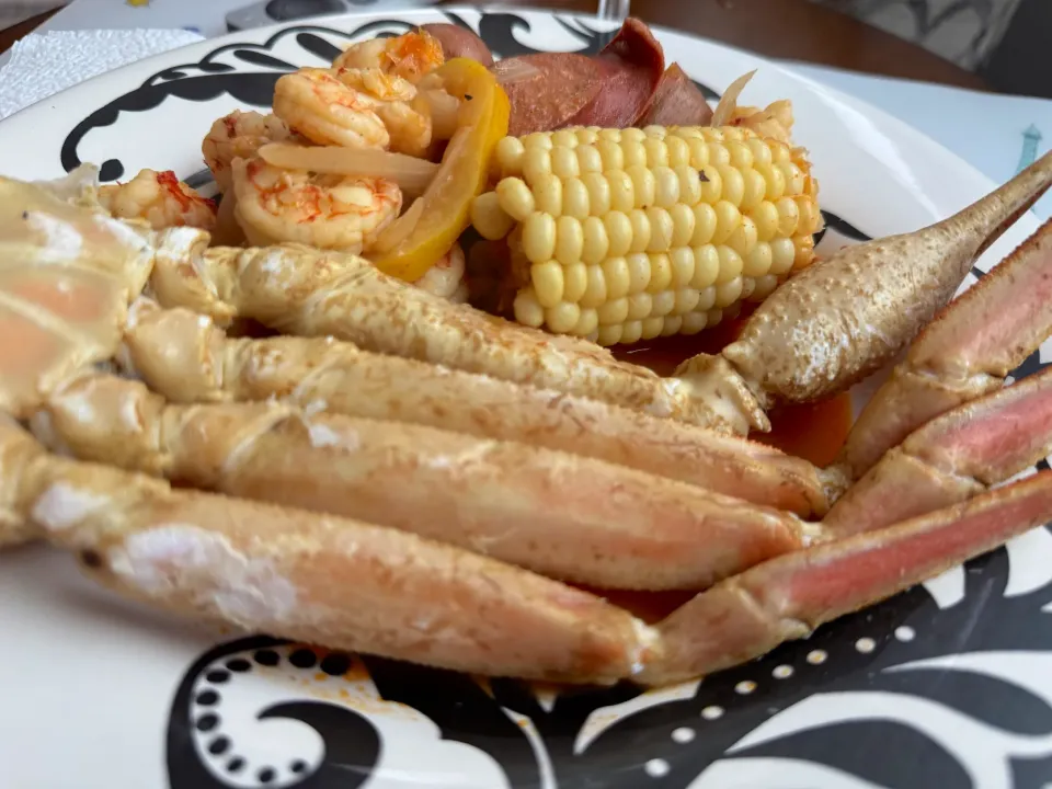 King Crab seafood boil|Laki Maikaʻiさん