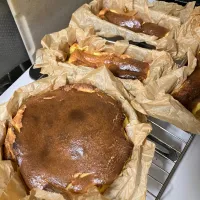 バスク風チーズケーキ|ポンポンダリアさん