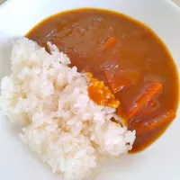 オニオンコンソメスープのカレー🍛✨|takaponさん