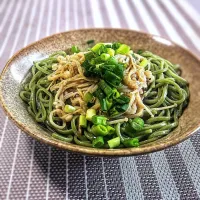 塩なめ茸de茶蕎麦|マギーさん