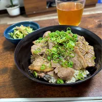焼肉丼🥩‪🔥|まあくん🌈💙🧸さん