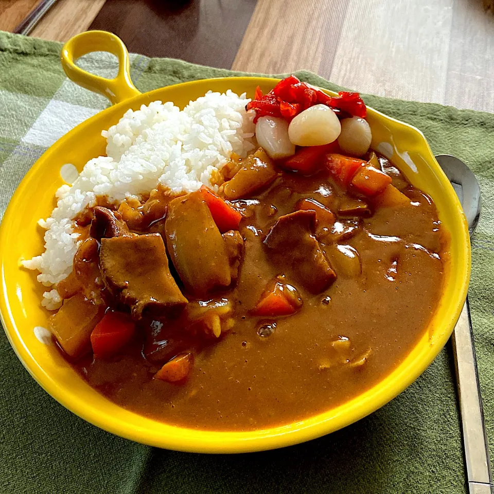 主人作　牛タンカレー🍛柔らかく美味しかったです😋|renharuruさん
