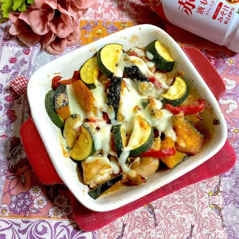Snapdishの人気料理写真:鶏肉のみそチーズ焼き🧀