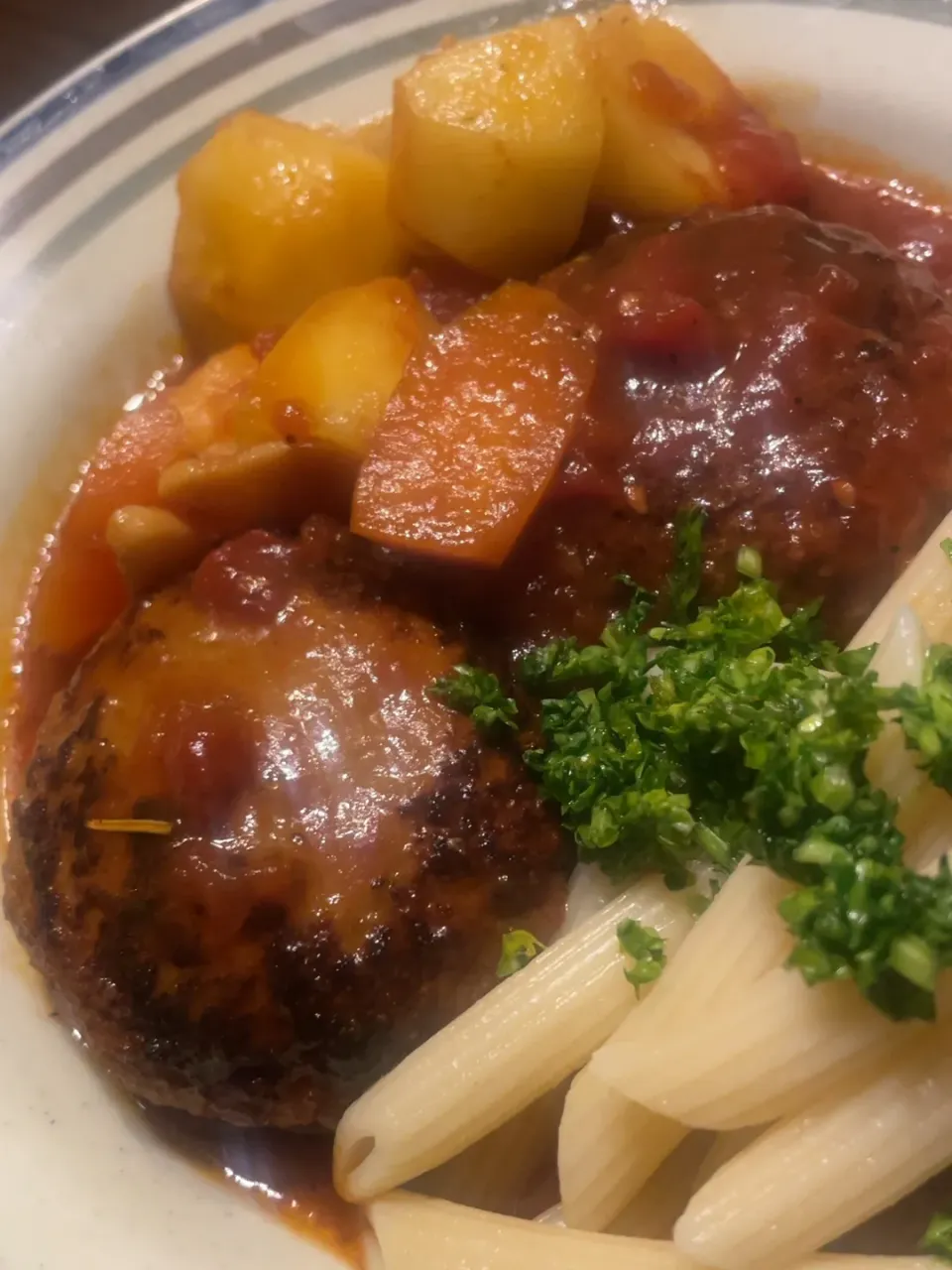 煮込みハンバーグ|Yutakaちゃんさん