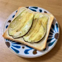 水茄子のソースレスピザトースト|deekay71さん