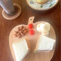 朝ごはん♯オムレツサンド| 小松菜さん