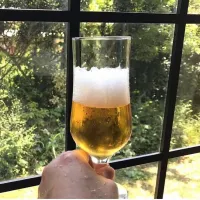 Lunch with prepared dishes and beer| ばくあんしゃさん