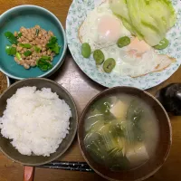 昼食　目玉焼き🍳納豆定食|ATさん