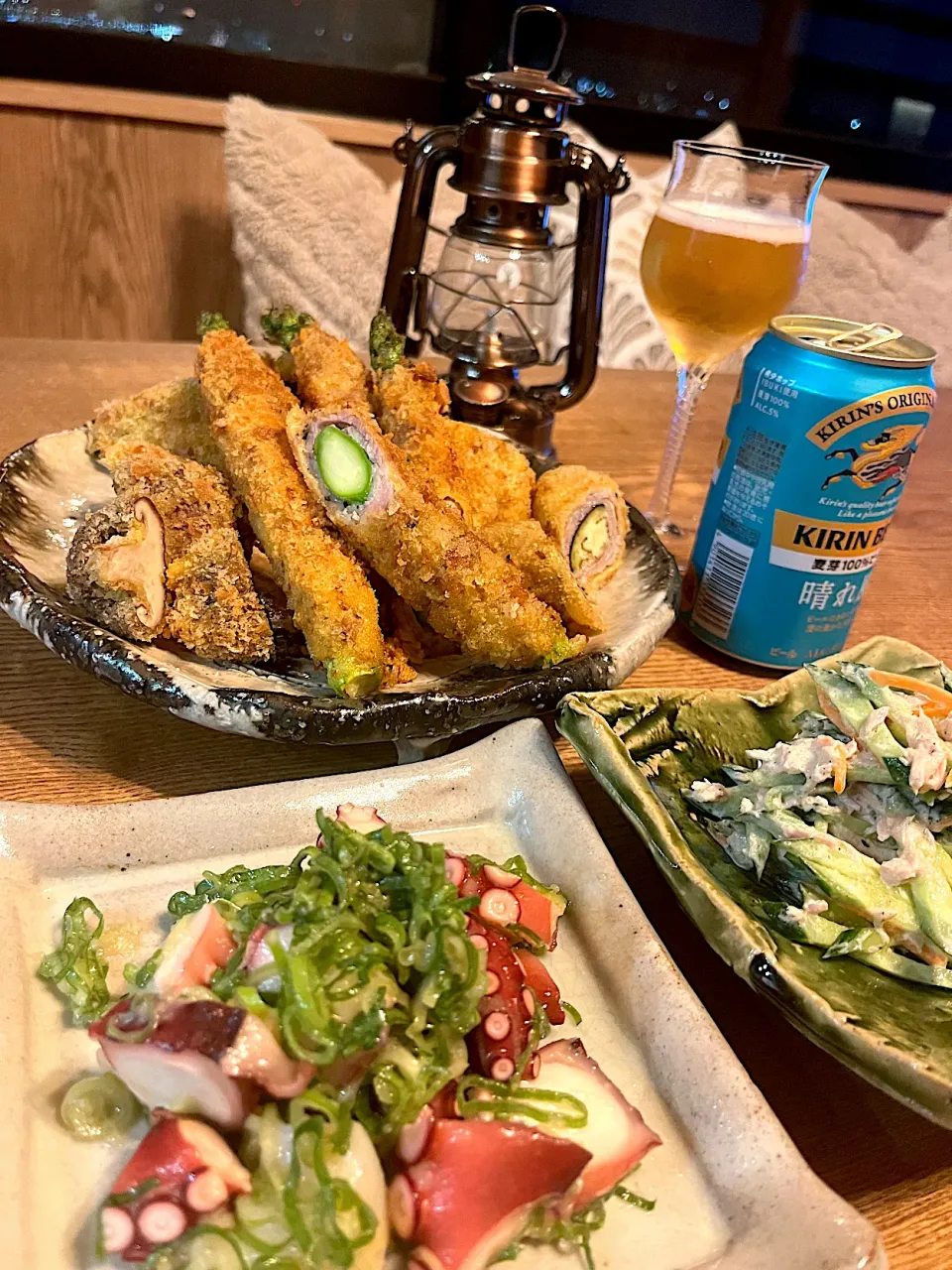 大きなアスパラガスの豚肉巻き　ナスの豚肉巻き　きゅうりとツナサラダ　タコと九条ネギ和え|izunさん