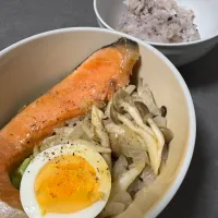 鮭としめじ玉ねぎ焼き|くるみさん