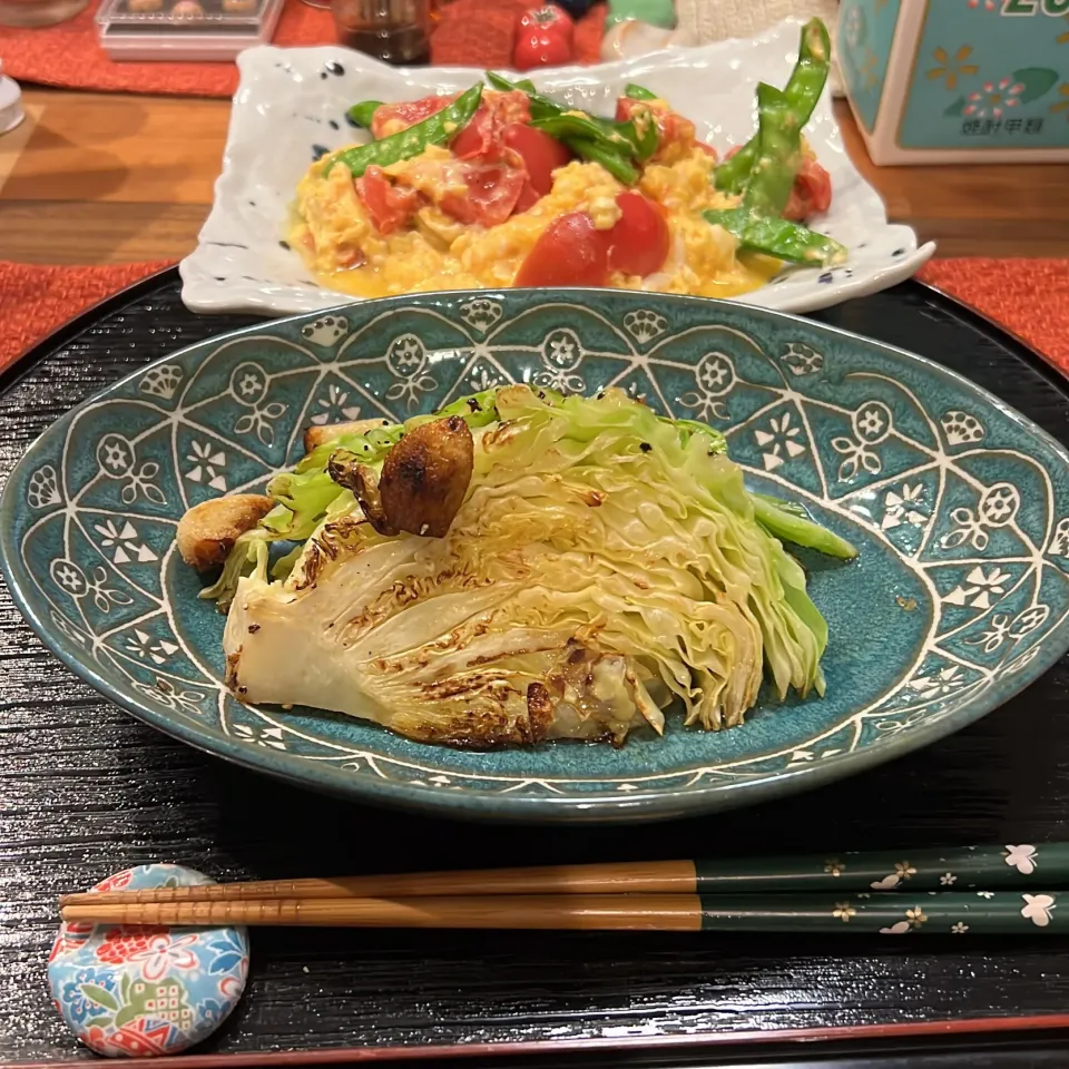 キャベツステーキとトマ玉チーズ焼き|くろさん