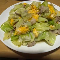 豚バラとキャベツのフワフワ卵炒め|ハルのただ飯さん