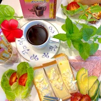 ネスカフェゴールドブレンド カフェインハーフ|シュトママさん
