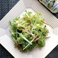 ニンジンの葉のかき揚げ　茗荷を添えて|栃倉 直人さん