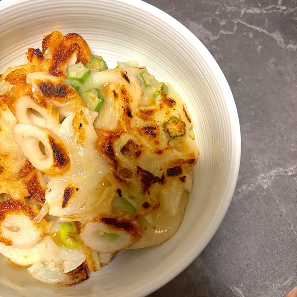 オクラとえだまめと玉ねぎとちくわのかき揚げ丼|ゆかさん