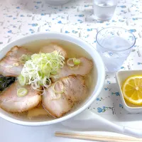 塩チャーシュー麺レモントッピング|東スポさん