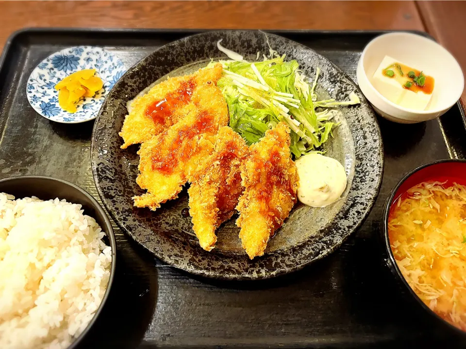 本日の日替り 生スズキフライ ¥900|Blue Moon Caféさん