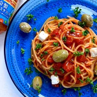 オリーブとフェタチーズの冷製トマトソースパスタ|izoomさん