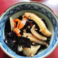 アラメと油あげの煮物|由紀子さん