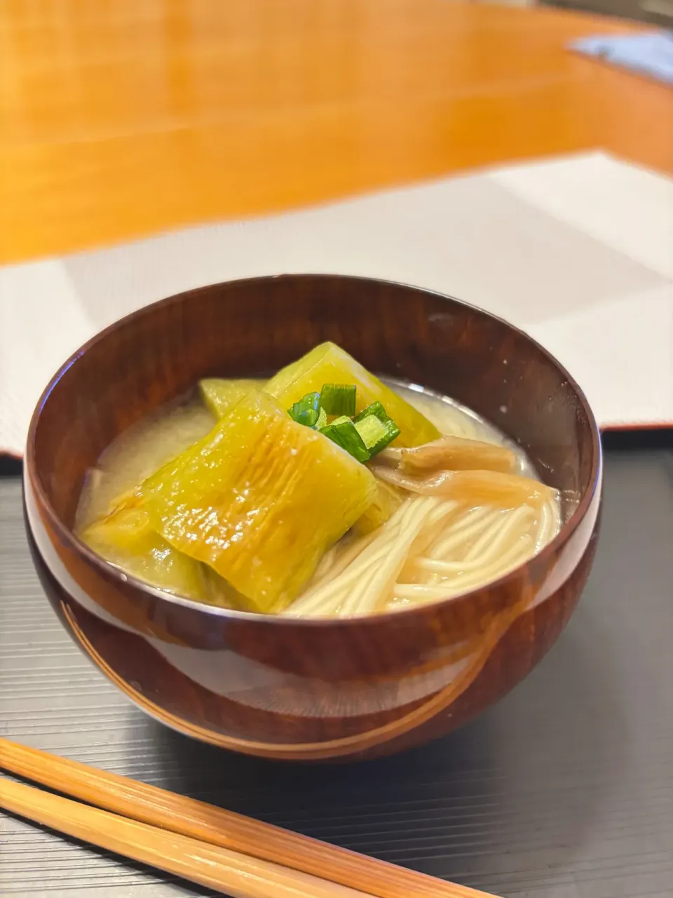 とっぴぃさんの料理 焼き茄子と素麺の味噌汁|とっぴぃさん