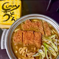 カレーうどんにトンカツ乗せてみました🐽|にゃあ（芸名）さん