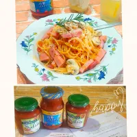マッシュルームとベーコンのトマトクリームパスタ