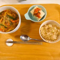 今日の夕食　ユッケジャンスープ|pinknari🐰🌈さん