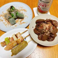 焼き鳥
アスパラとわかめのおかかあえをライペで巻いてみたやつ
茶色の物体は こんにゃくの甘辛煮| naoさん