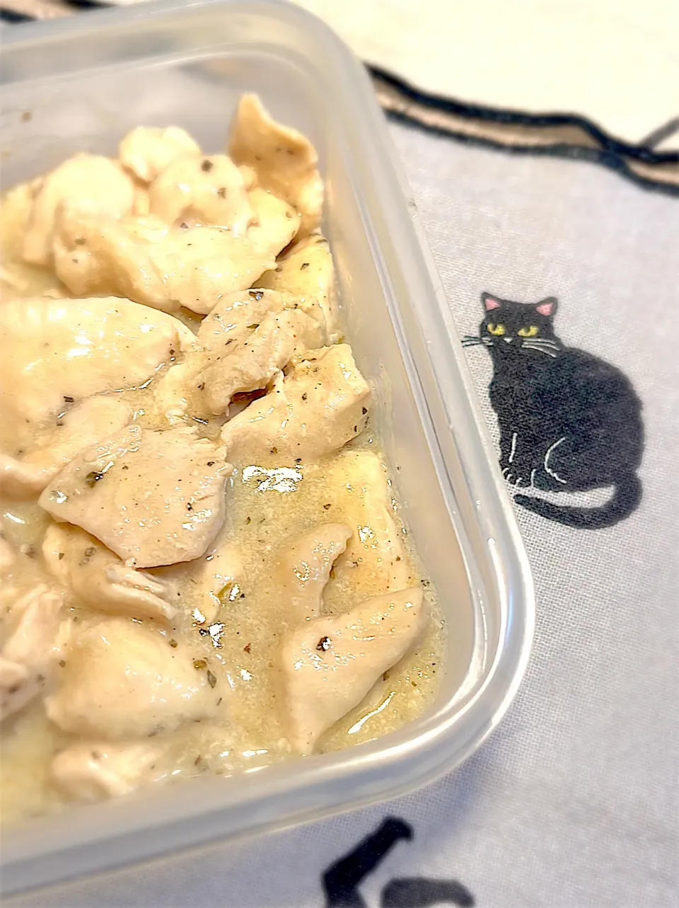 レンジでチキンのクリーム煮|Hiiisaさん