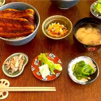 晩ごはん♯鰻丼|小松菜さん