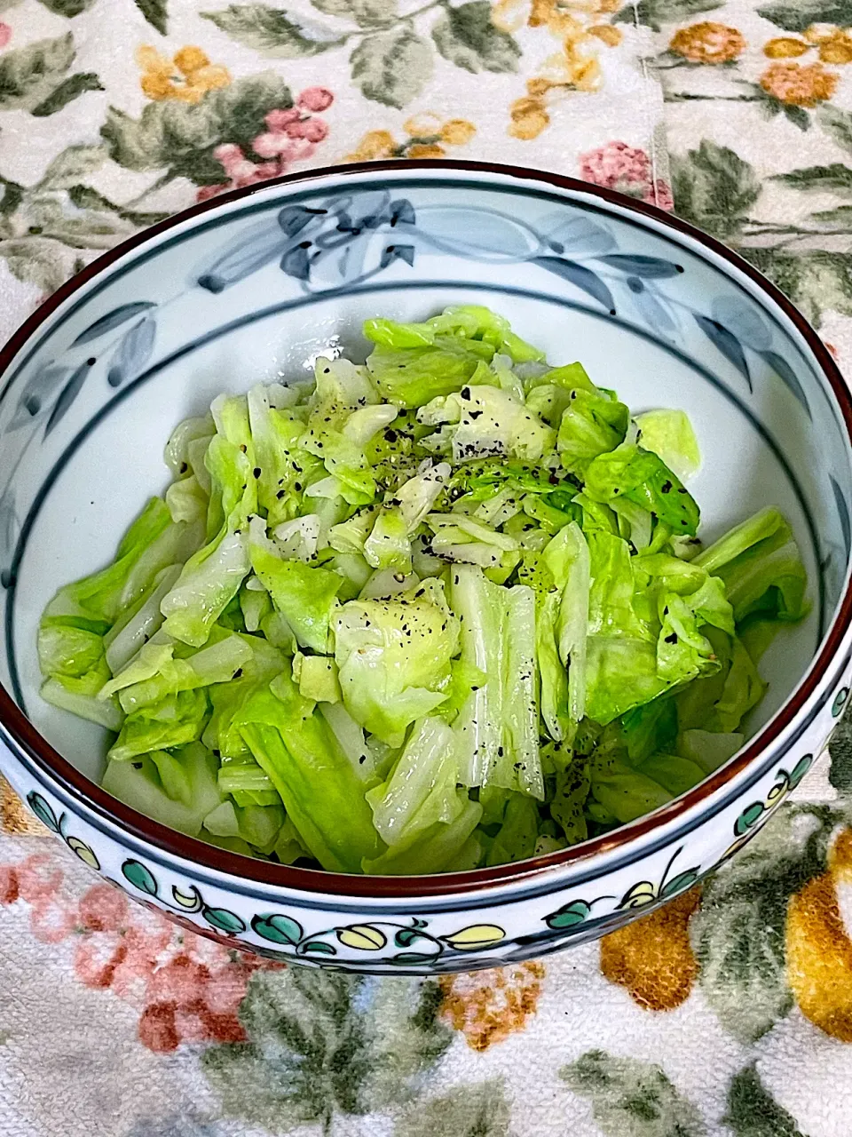 キャベツの温サラダ|つるひめさん