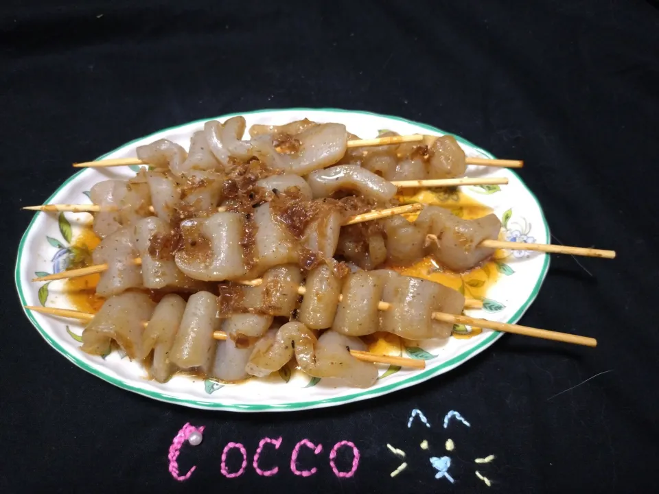 ピリ甘辛なこんにゃく串✨|cocco+さん