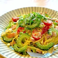 ゴーヤとベーコンのペペロンチーノ🌶️| megさん