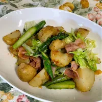 自家野菜のガーリックバター炒め|つるひめさん