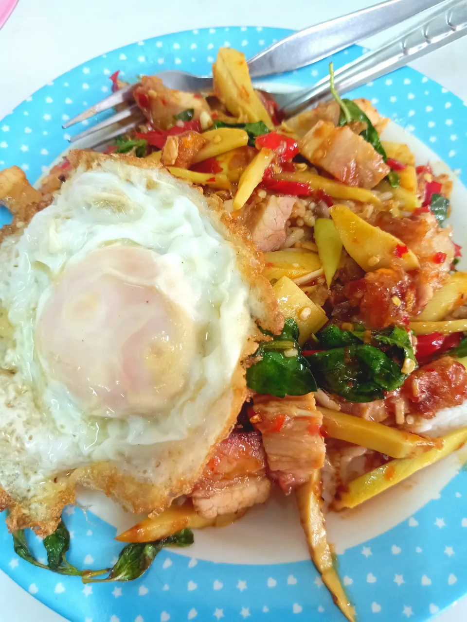 Gaprao Moo Krob Nor Mai & Kai Dao 🐷🌶️🍚🍳🌶️🤤|An'leeさん