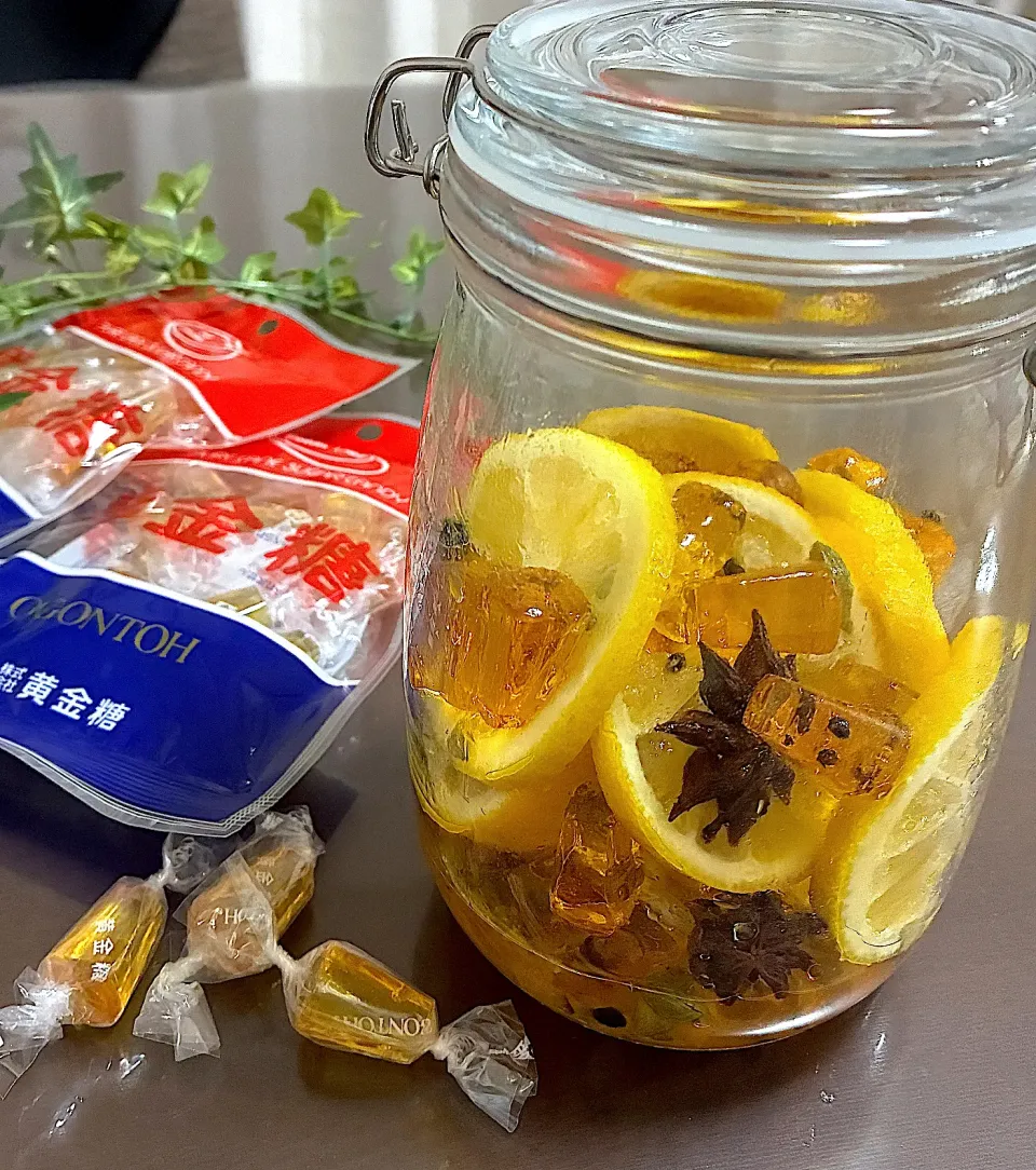 黄金糖でコーラ作ってみた|あやめもちもちさん